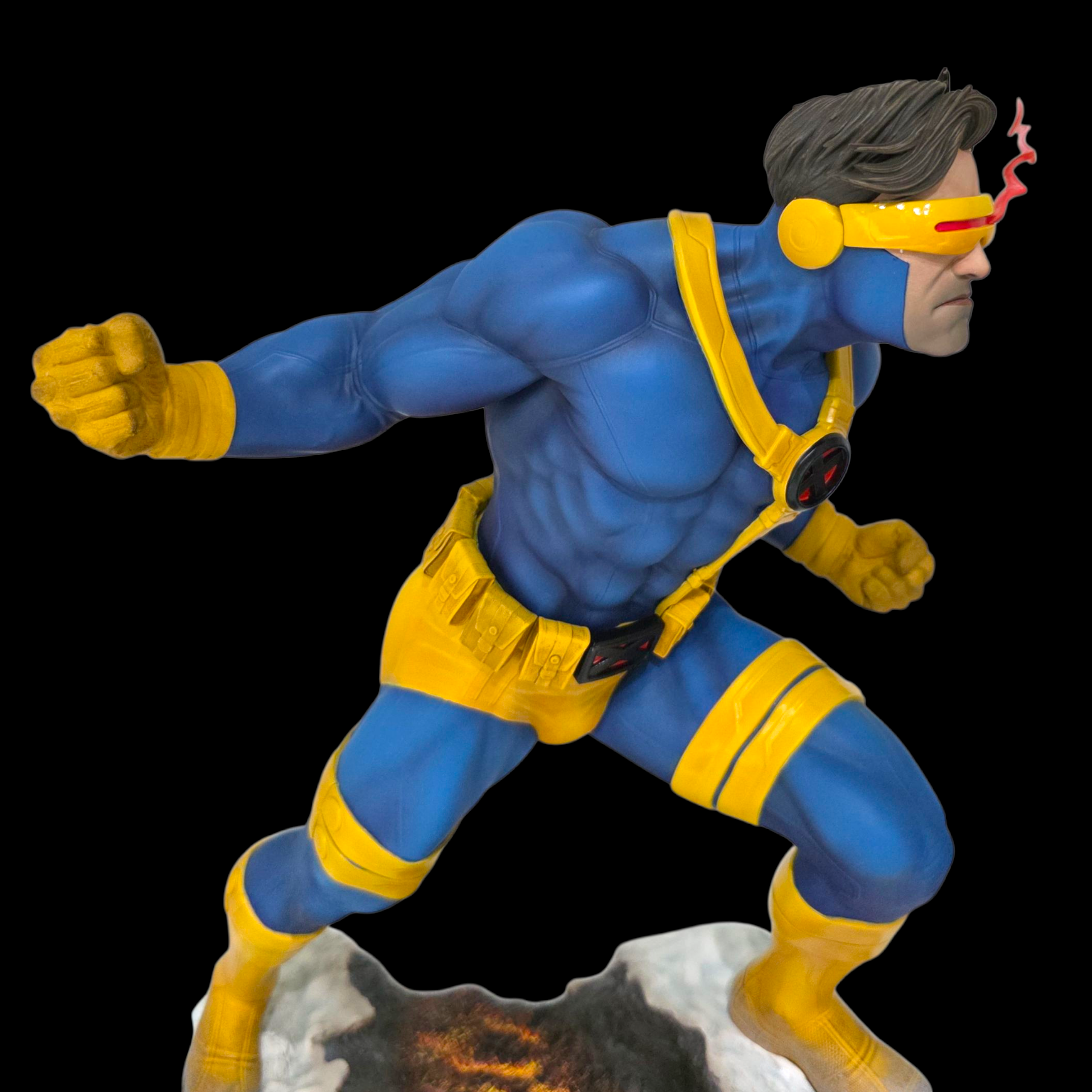 Cyclops – 1/4 Scale Statue - Additional Image 11